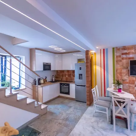 Huzar Apartmán